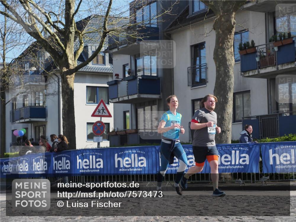 06.04.2025 - 44. Internationalen Wilhelmsburger Insellauf Luisa Fischer http://msf.ph/oto/7573473 06.04.2025 10:41:40 Ziel 3941 meine-sportfotos.de