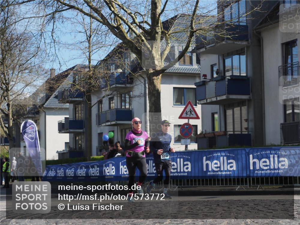 06.04.2025 - 44. Internationalen Wilhelmsburger Insellauf Luisa Fischer http://msf.ph/oto/7573772 06.04.2025 10:41:50 Ziel 33, 3744, 24 meine-sportfotos.de