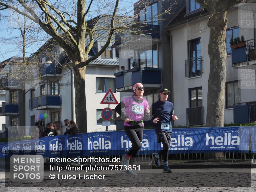 06.04.2025 - 44. Internationalen Wilhelmsburger Insellauf Luisa Fischer http://msf.ph/oto/7573851 06.04.2025 10:41:51 Ziel 3093, 3744 meine-sportfotos.de