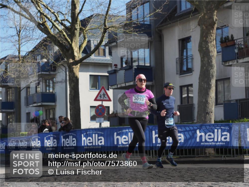 06.04.2025 - 44. Internationalen Wilhelmsburger Insellauf Luisa Fischer http://msf.ph/oto/7573860 06.04.2025 10:41:51 Ziel 3093, 3744 meine-sportfotos.de