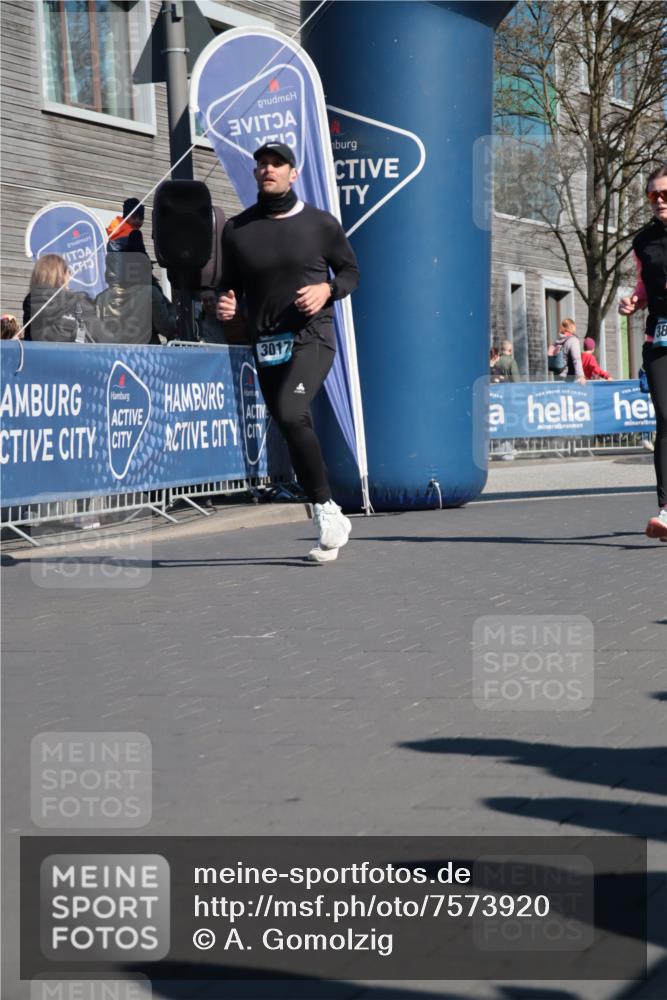 06.04.2025 - 44. Internationalen Wilhelmsburger Insellauf A. Gomolzig http://msf.ph/oto/7573920 06.04.2025 10:41:38 Ziel 3017, 3255, 3432, 3890, 3891, 3975, 4412, 4607, 5204 meine-sportfotos.de