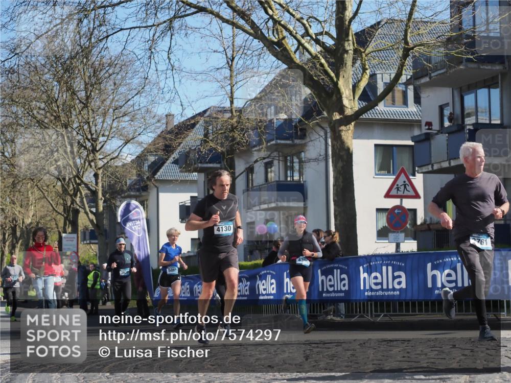 06.04.2025 - 44. Internationalen Wilhelmsburger Insellauf Luisa Fischer http://msf.ph/oto/7574297 06.04.2025 10:42:04 Ziel 4130, 3629, 5065, 435, 761 meine-sportfotos.de