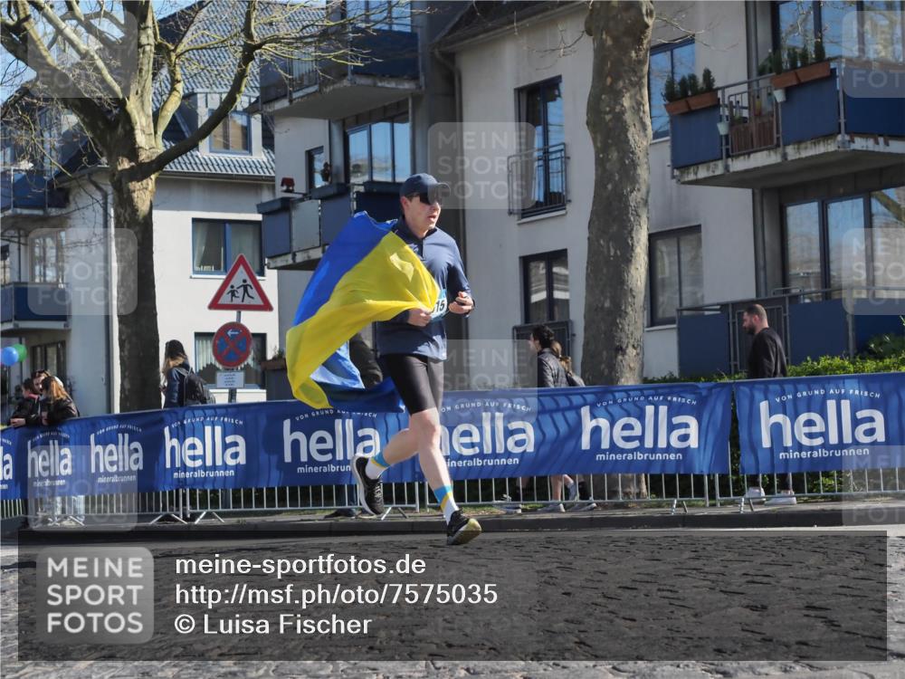 06.04.2025 - 44. Internationalen Wilhelmsburger Insellauf Luisa Fischer http://msf.ph/oto/7575035 06.04.2025 10:37:10 Ziel 15 meine-sportfotos.de