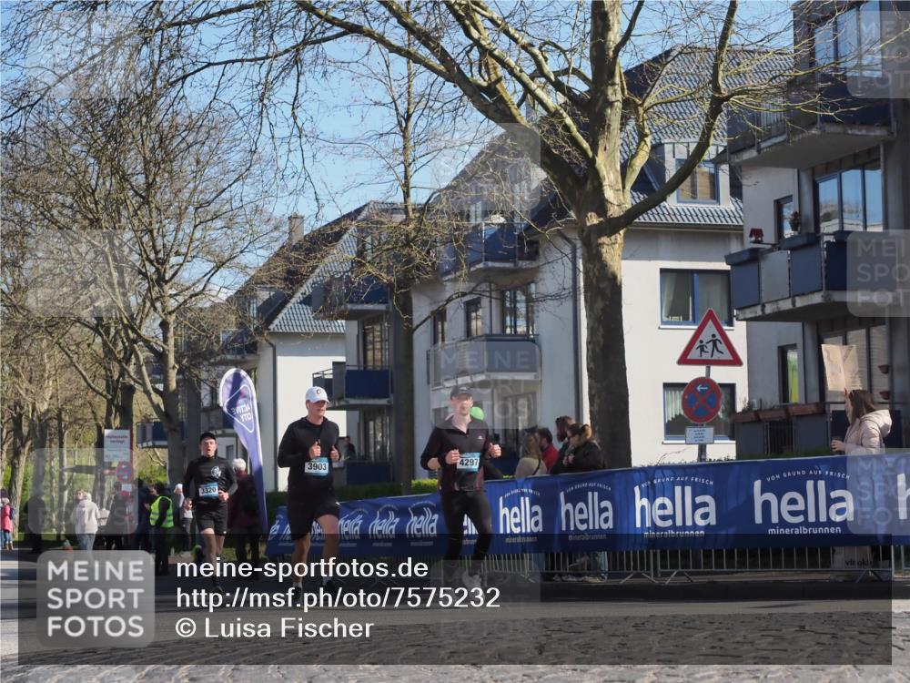 06.04.2025 - 44. Internationalen Wilhelmsburger Insellauf Luisa Fischer http://msf.ph/oto/7575232 06.04.2025 10:42:24 Ziel 3320, 3903, 4297 meine-sportfotos.de