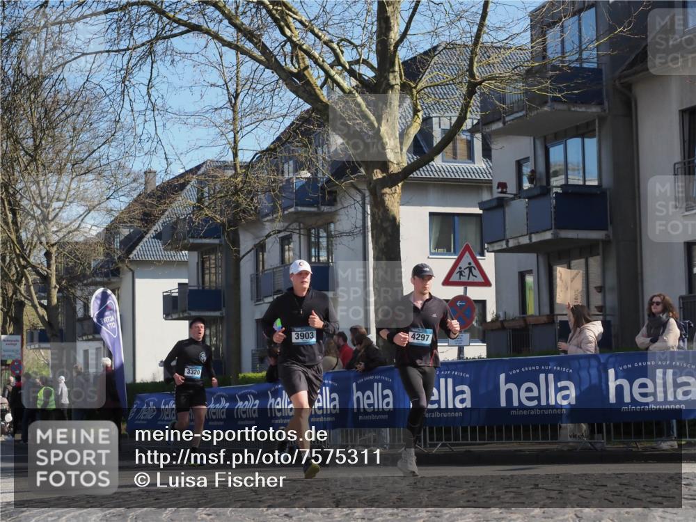 06.04.2025 - 44. Internationalen Wilhelmsburger Insellauf Luisa Fischer http://msf.ph/oto/7575311 06.04.2025 10:42:25 Ziel 3903, 4297, 3320 meine-sportfotos.de