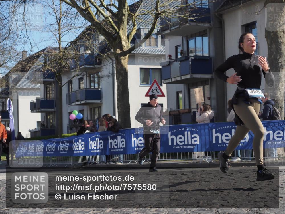 06.04.2025 - 44. Internationalen Wilhelmsburger Insellauf Luisa Fischer http://msf.ph/oto/7575580 06.04.2025 10:42:37 Ziel 3563 meine-sportfotos.de