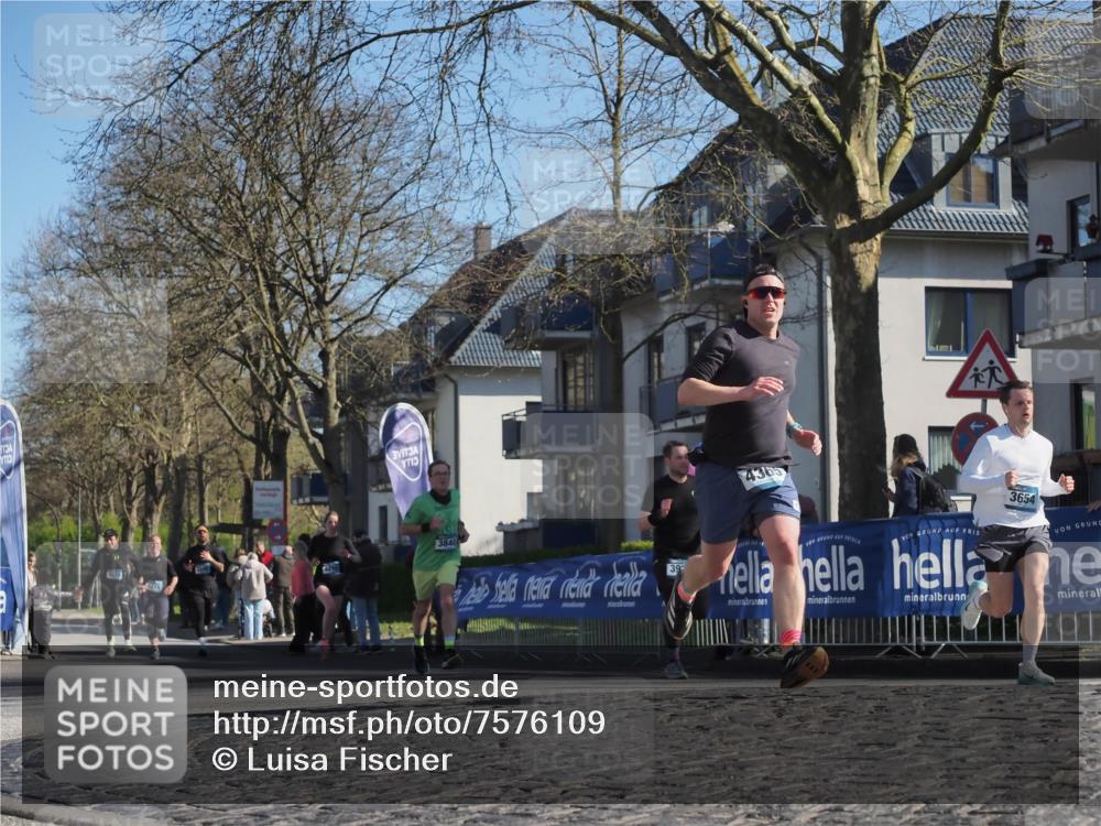 06.04.2025 - 44. Internationalen Wilhelmsburger Insellauf Luisa Fischer http://msf.ph/oto/7576109 06.04.2025 10:37:58 Ziel 3, 13, 3840, 3, 9, 4365, 3654 meine-sportfotos.de