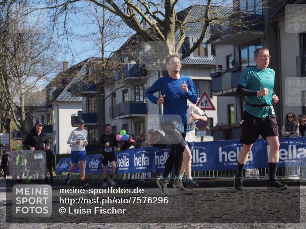 06.04.2025 - 44. Internationalen Wilhelmsburger Insellauf Luisa Fischer http://msf.ph/oto/7576296 06.04.2025 10:42:58 Ziel 3466, 3484, 181, 512, 3532 meine-sportfotos.de