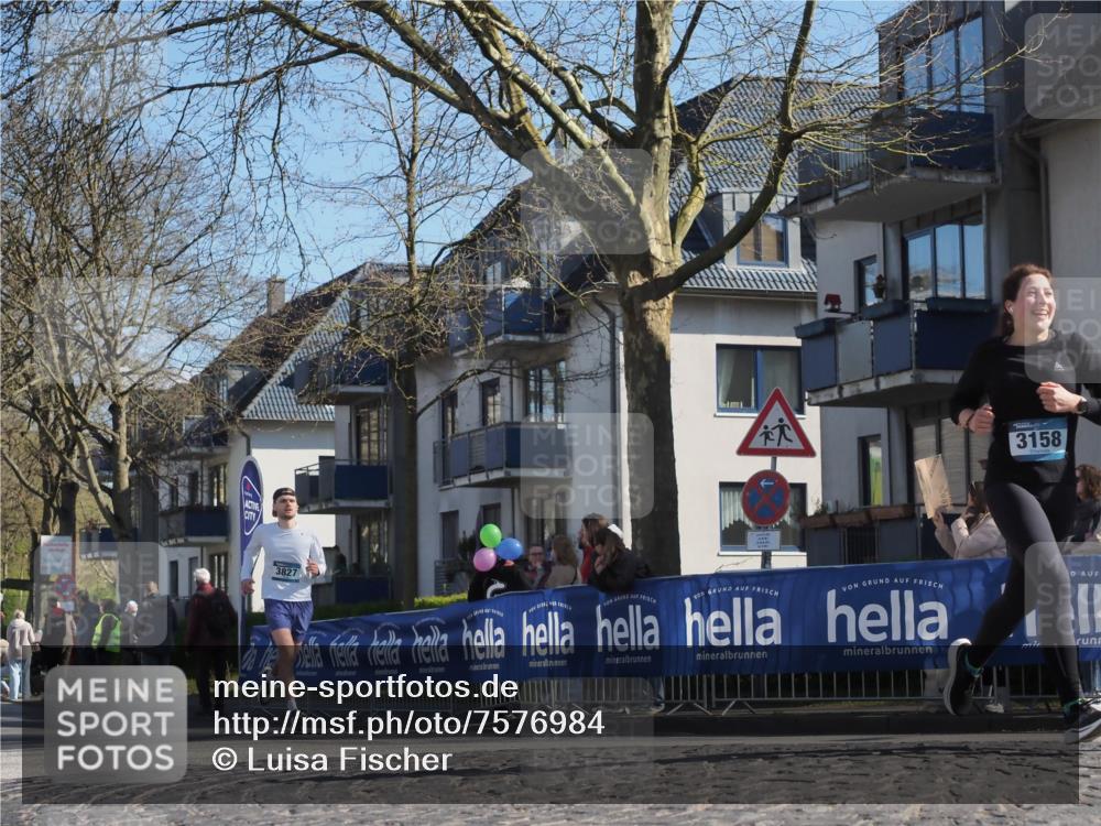 06.04.2025 - 44. Internationalen Wilhelmsburger Insellauf Luisa Fischer http://msf.ph/oto/7576984 06.04.2025 10:43:15 Ziel 3827, 3158 meine-sportfotos.de