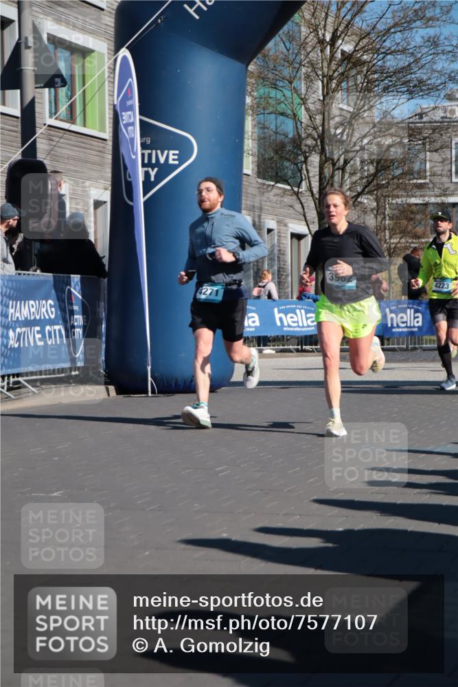 06.04.2025 - 44. Internationalen Wilhelmsburger Insellauf A. Gomolzig http://msf.ph/oto/7577107 06.04.2025 10:31:51 Ziel 3413, 3962, 4057, 4223, 4271, 4484, 4497 meine-sportfotos.de