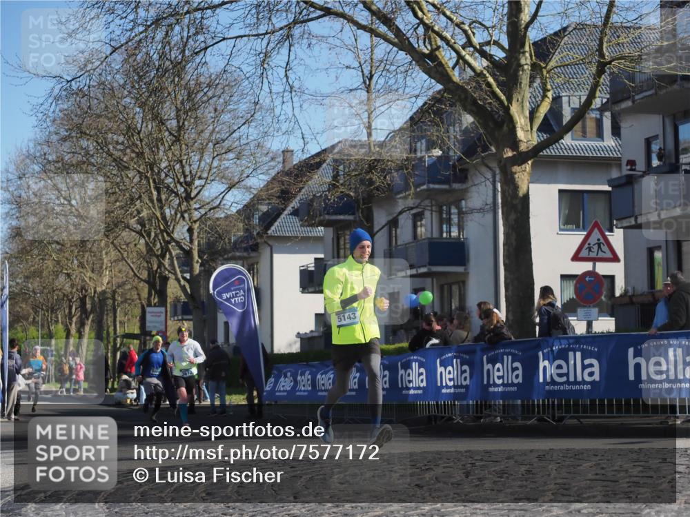 06.04.2025 - 44. Internationalen Wilhelmsburger Insellauf Luisa Fischer http://msf.ph/oto/7577172 06.04.2025 10:38:36 Ziel 3672, 5143 meine-sportfotos.de