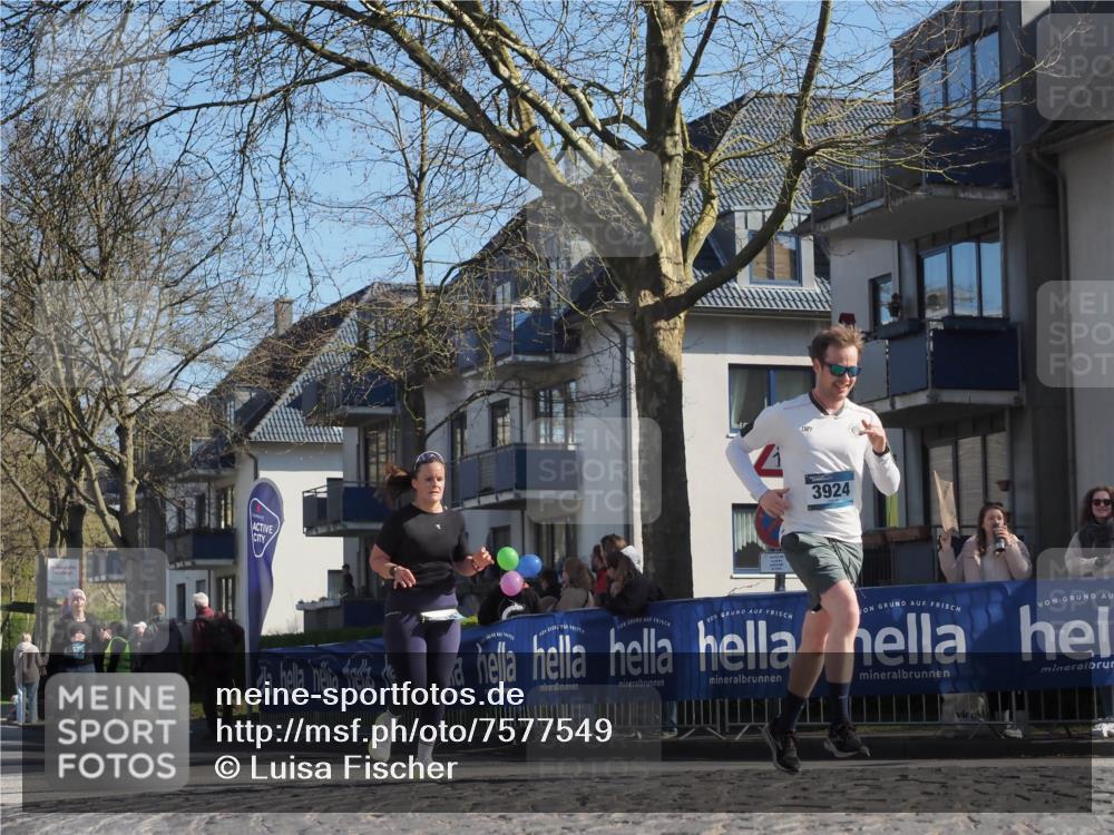 06.04.2025 - 44. Internationalen Wilhelmsburger Insellauf Luisa Fischer http://msf.ph/oto/7577549 06.04.2025 10:43:26 Ziel 3924 meine-sportfotos.de