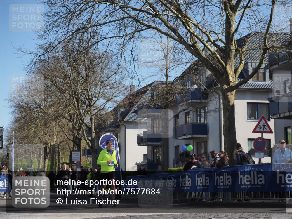 06.04.2025 - 44. Internationalen Wilhelmsburger Insellauf Luisa Fischer http://msf.ph/oto/7577684 06.04.2025 10:38:48 Ziel 346 meine-sportfotos.de