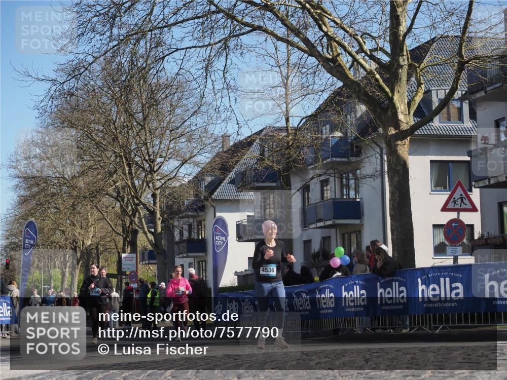06.04.2025 - 44. Internationalen Wilhelmsburger Insellauf Luisa Fischer http://msf.ph/oto/7577790 06.04.2025 10:43:30 Ziel 3380, 4536 meine-sportfotos.de