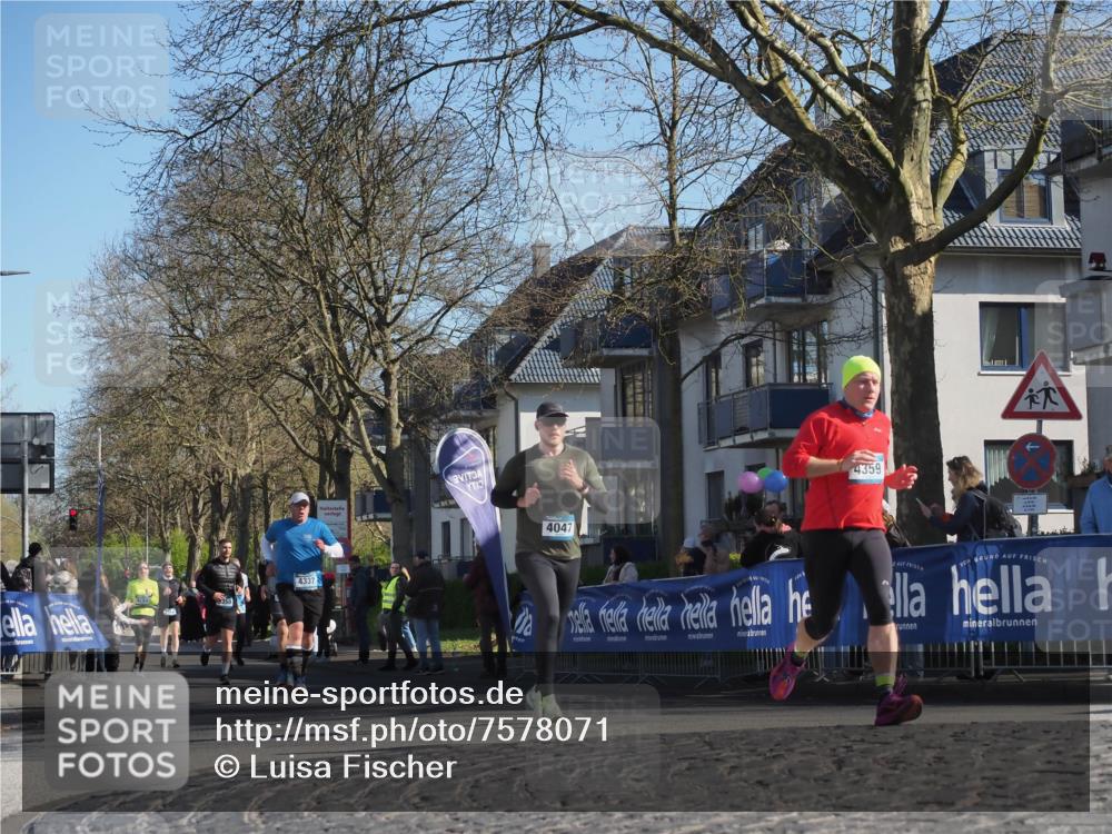 06.04.2025 - 44. Internationalen Wilhelmsburger Insellauf Luisa Fischer http://msf.ph/oto/7578071 06.04.2025 10:38:58 Ziel 350, 4337, 4047, 4359 meine-sportfotos.de