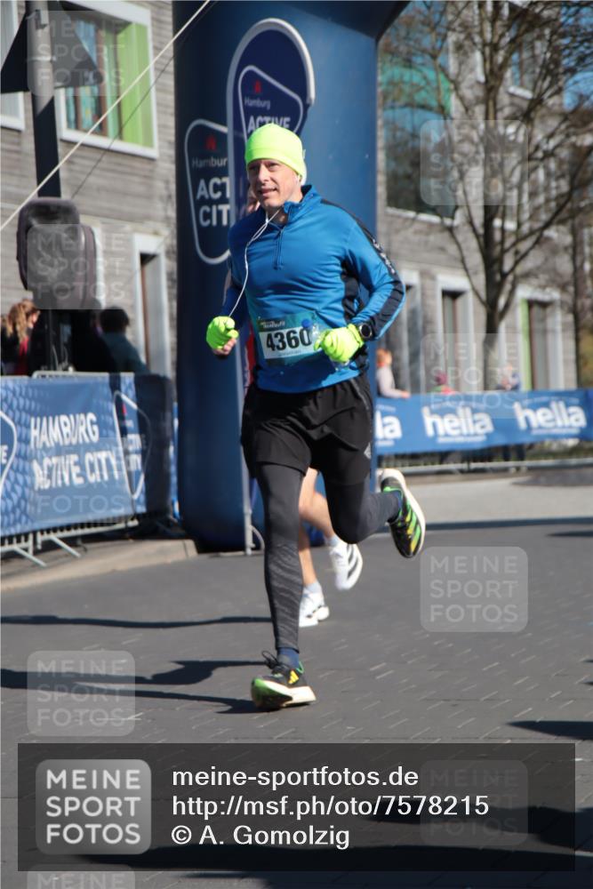 06.04.2025 - 44. Internationalen Wilhelmsburger Insellauf A. Gomolzig http://msf.ph/oto/7578215 06.04.2025 10:29:03 Ziel 3624, 4360 meine-sportfotos.de