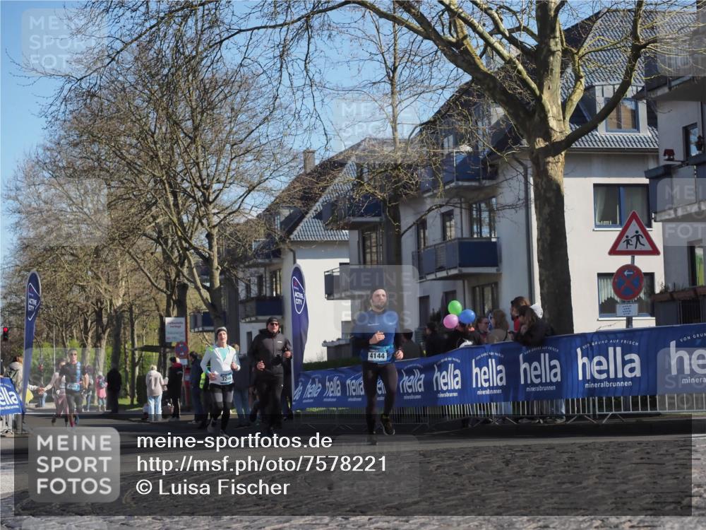 06.04.2025 - 44. Internationalen Wilhelmsburger Insellauf Luisa Fischer http://msf.ph/oto/7578221 06.04.2025 10:43:38 Ziel 3268, 4144 meine-sportfotos.de