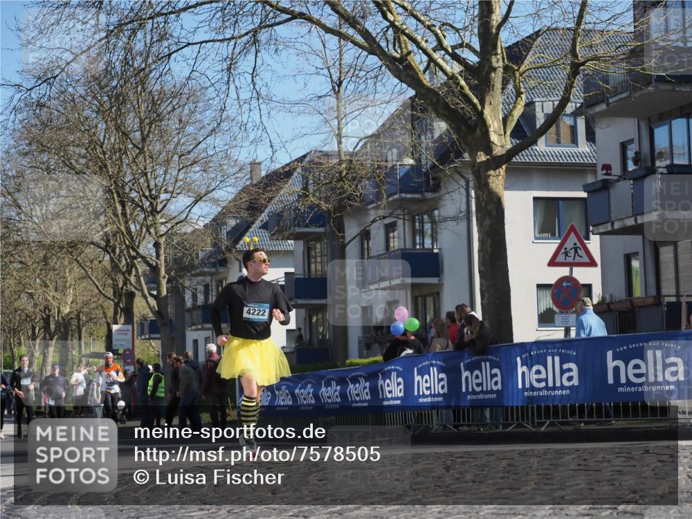 06.04.2025 - 44. Internationalen Wilhelmsburger Insellauf Luisa Fischer http://msf.ph/oto/7578505 06.04.2025 10:43:49 Ziel 4222 meine-sportfotos.de