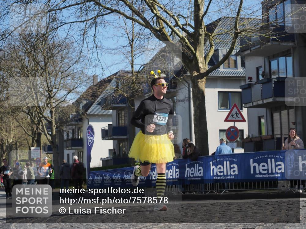 06.04.2025 - 44. Internationalen Wilhelmsburger Insellauf Luisa Fischer http://msf.ph/oto/7578578 06.04.2025 10:43:50 Ziel 4222 meine-sportfotos.de