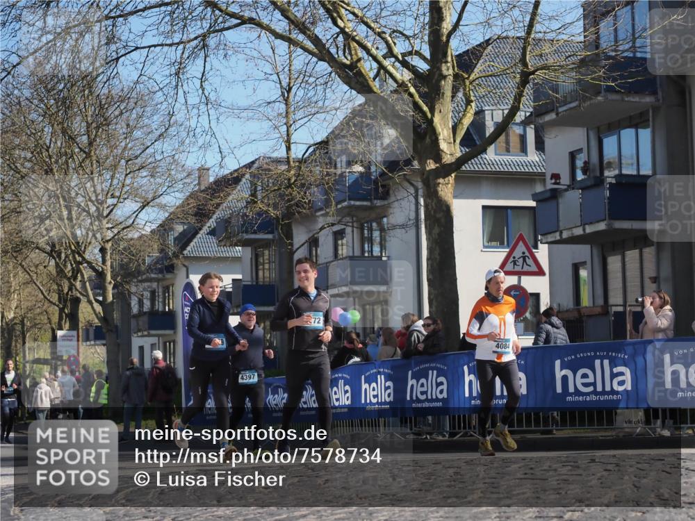 06.04.2025 - 44. Internationalen Wilhelmsburger Insellauf Luisa Fischer http://msf.ph/oto/7578734 06.04.2025 10:43:55 Ziel 72, 4084, 4397 meine-sportfotos.de