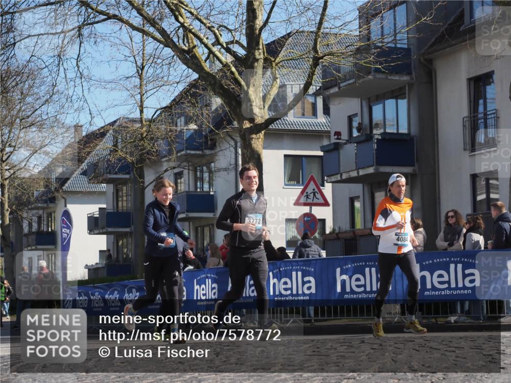 06.04.2025 - 44. Internationalen Wilhelmsburger Insellauf Luisa Fischer http://msf.ph/oto/7578772 06.04.2025 10:43:56 Ziel 3772, 4084 meine-sportfotos.de