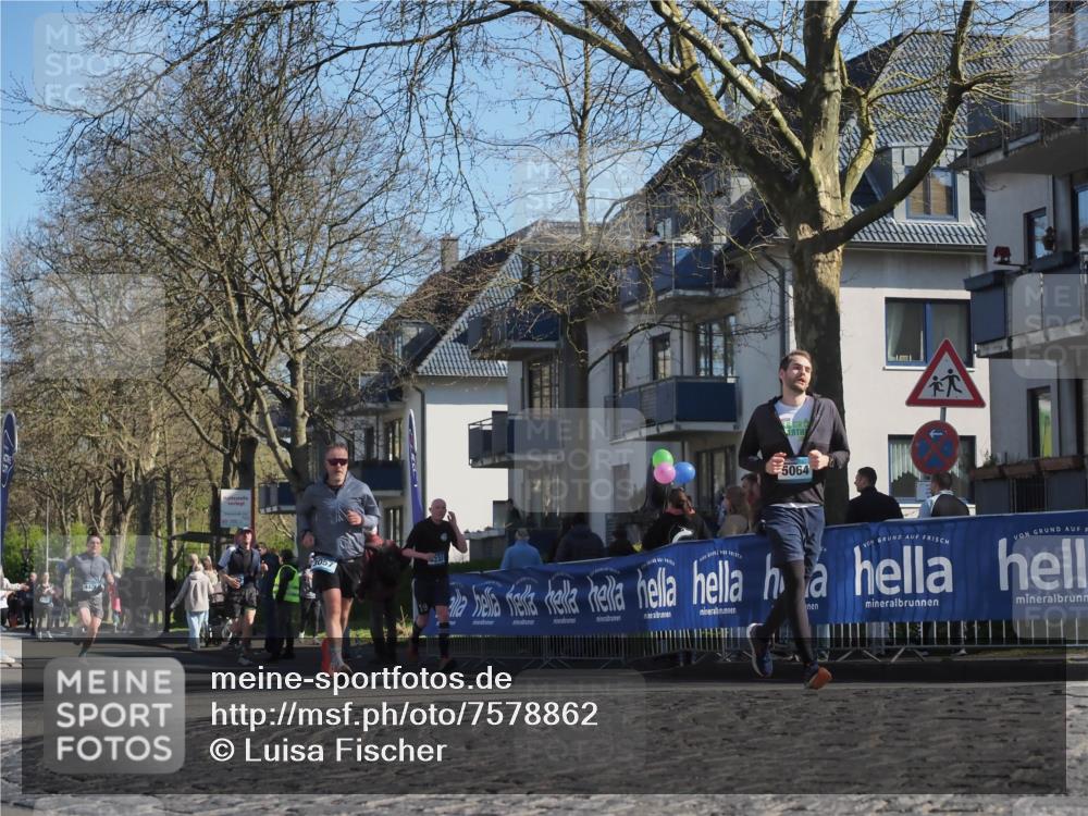 06.04.2025 - 44. Internationalen Wilhelmsburger Insellauf Luisa Fischer http://msf.ph/oto/7578862 06.04.2025 10:44:03 Ziel 057, 5064 meine-sportfotos.de