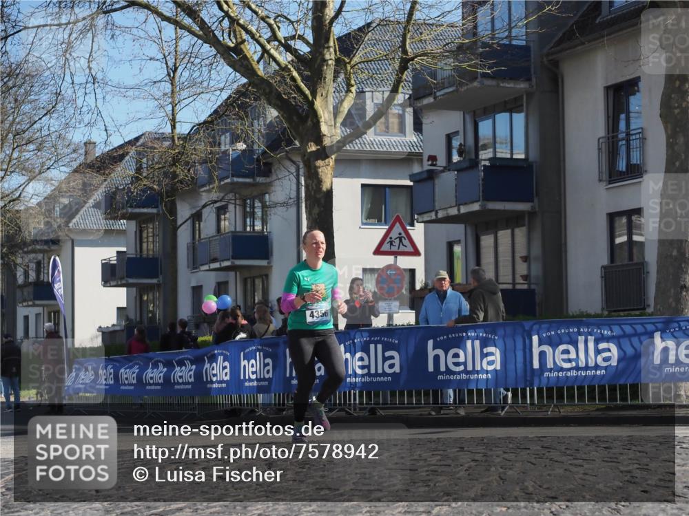 06.04.2025 - 44. Internationalen Wilhelmsburger Insellauf Luisa Fischer http://msf.ph/oto/7578942 06.04.2025 10:39:15 Ziel 4356 meine-sportfotos.de
