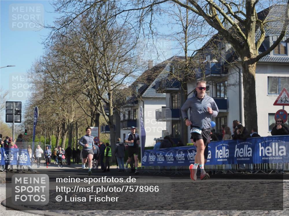 06.04.2025 - 44. Internationalen Wilhelmsburger Insellauf Luisa Fischer http://msf.ph/oto/7578966 06.04.2025 10:44:05 Ziel 429, 3489, 305 meine-sportfotos.de