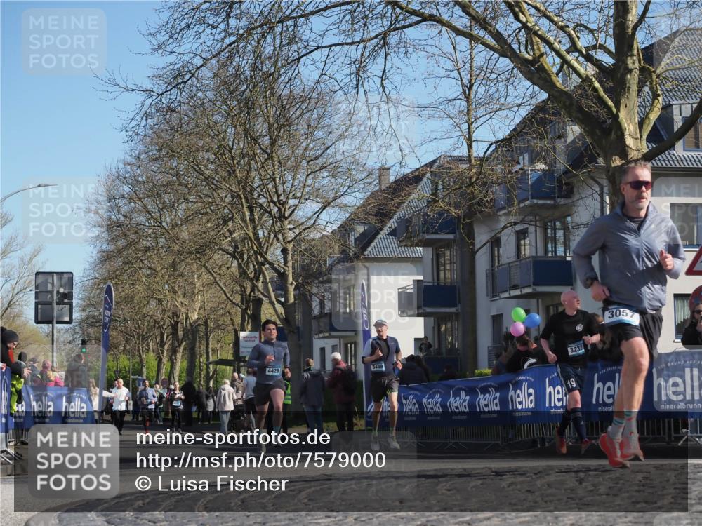 06.04.2025 - 44. Internationalen Wilhelmsburger Insellauf Luisa Fischer http://msf.ph/oto/7579000 06.04.2025 10:44:05 Ziel 4429, 3489, 3232, 305, 19 meine-sportfotos.de