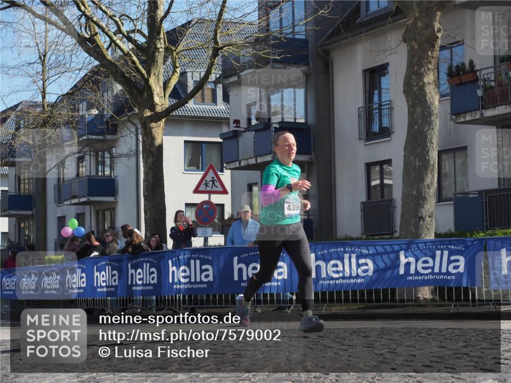 06.04.2025 - 44. Internationalen Wilhelmsburger Insellauf Luisa Fischer http://msf.ph/oto/7579002 06.04.2025 10:39:16 Ziel 4356 meine-sportfotos.de