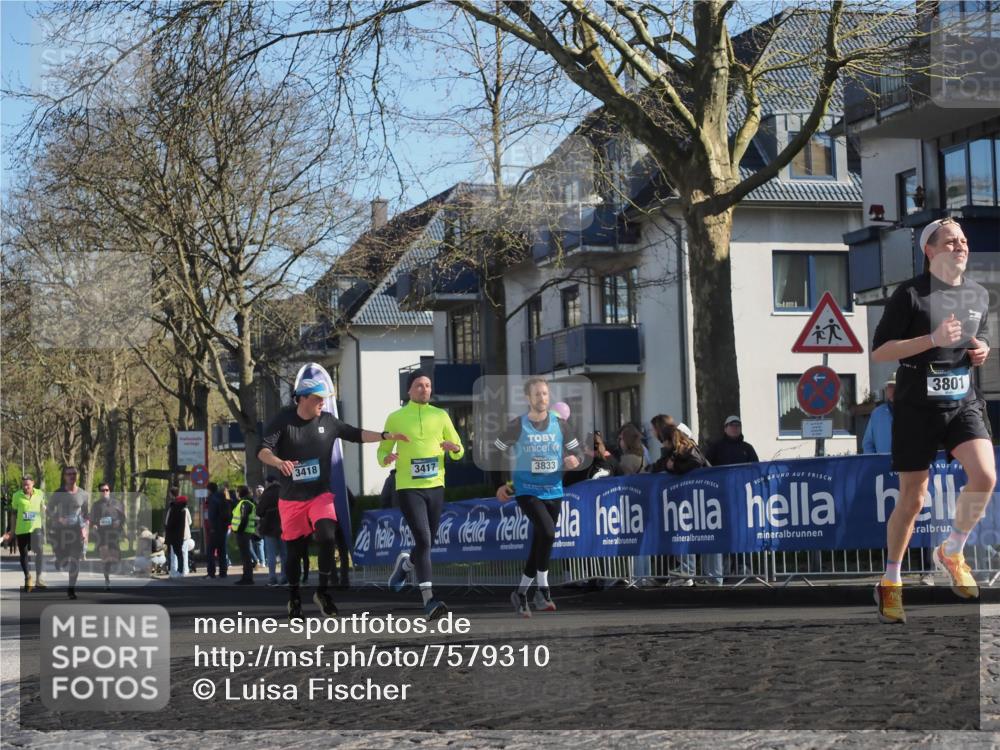 06.04.2025 - 44. Internationalen Wilhelmsburger Insellauf Luisa Fischer http://msf.ph/oto/7579310 06.04.2025 10:39:26 Ziel 3418, 3801, 3417, 3833 meine-sportfotos.de