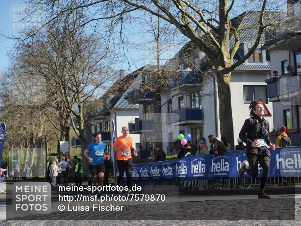 06.04.2025 - 44. Internationalen Wilhelmsburger Insellauf Luisa Fischer http://msf.ph/oto/7579870 06.04.2025 10:44:47 Ziel 3603, 3789 meine-sportfotos.de