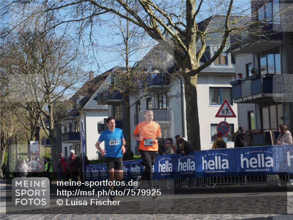06.04.2025 - 44. Internationalen Wilhelmsburger Insellauf Luisa Fischer http://msf.ph/oto/7579925 06.04.2025 10:44:48 Ziel 3603, 3785 meine-sportfotos.de