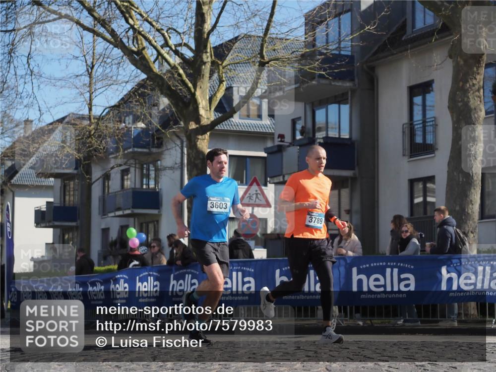 06.04.2025 - 44. Internationalen Wilhelmsburger Insellauf Luisa Fischer http://msf.ph/oto/7579983 06.04.2025 10:44:49 Ziel 3603, 33, 3789 meine-sportfotos.de