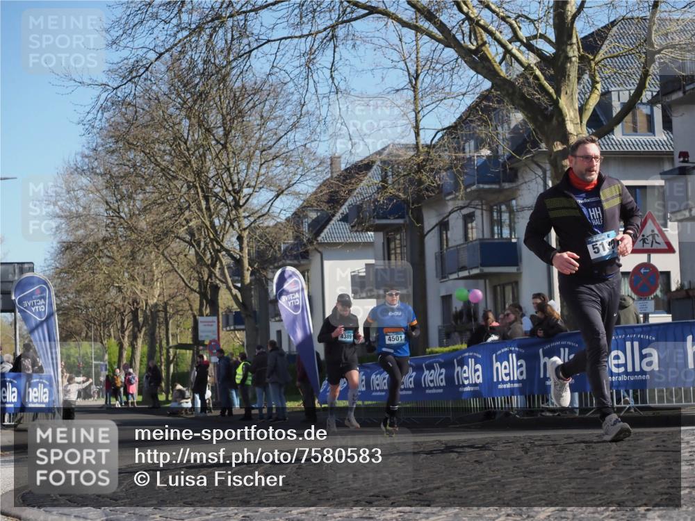 06.04.2025 - 44. Internationalen Wilhelmsburger Insellauf Luisa Fischer http://msf.ph/oto/7580583 06.04.2025 10:39:56 Ziel 4389, 4501, 5139 meine-sportfotos.de