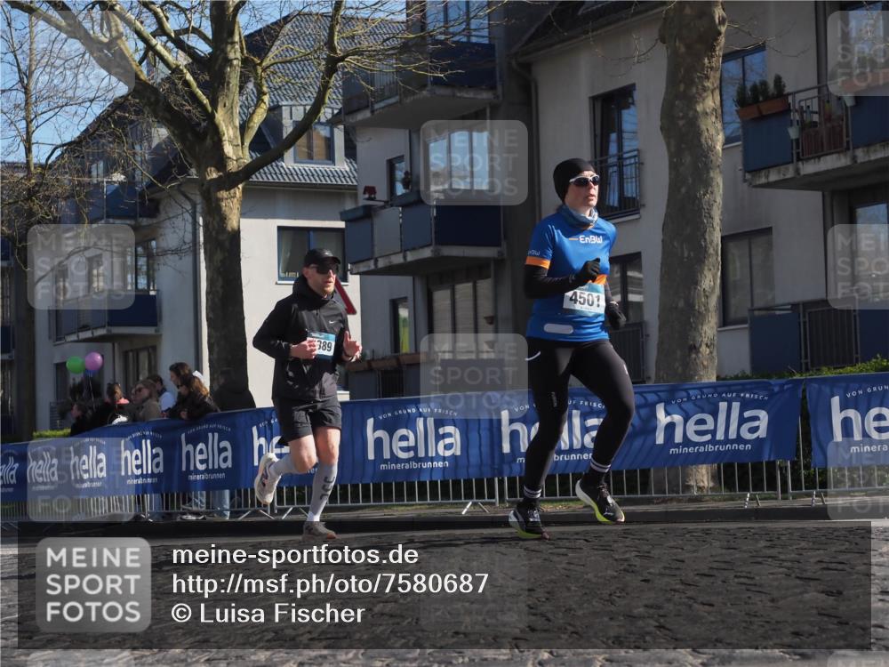 06.04.2025 - 44. Internationalen Wilhelmsburger Insellauf Luisa Fischer http://msf.ph/oto/7580687 06.04.2025 10:39:58 Ziel 67, 389, 4501 meine-sportfotos.de