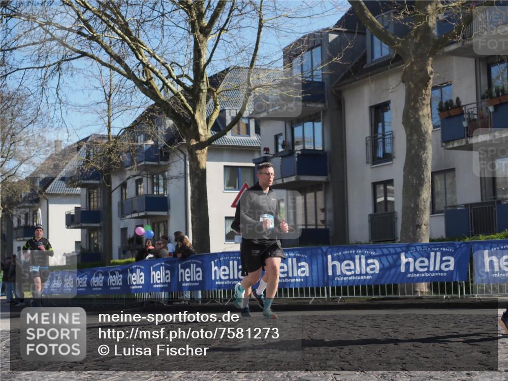 06.04.2025 - 44. Internationalen Wilhelmsburger Insellauf Luisa Fischer http://msf.ph/oto/7581273 06.04.2025 10:40:23 Ziel 445 meine-sportfotos.de