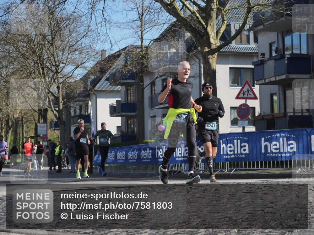 06.04.2025 - 44. Internationalen Wilhelmsburger Insellauf Luisa Fischer http://msf.ph/oto/7581803 06.04.2025 10:40:55 Ziel 3390, 4481, 3635, 4241 meine-sportfotos.de