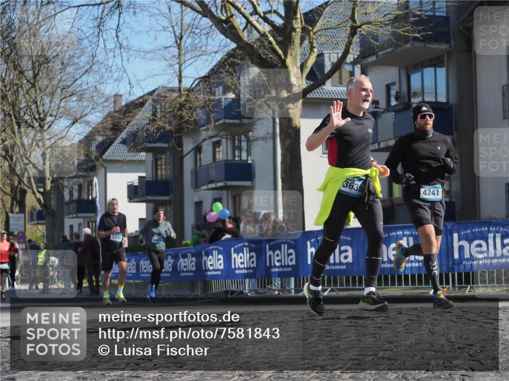 06.04.2025 - 44. Internationalen Wilhelmsburger Insellauf Luisa Fischer http://msf.ph/oto/7581843 06.04.2025 10:40:55 Ziel 3390, 3635, 4241 meine-sportfotos.de