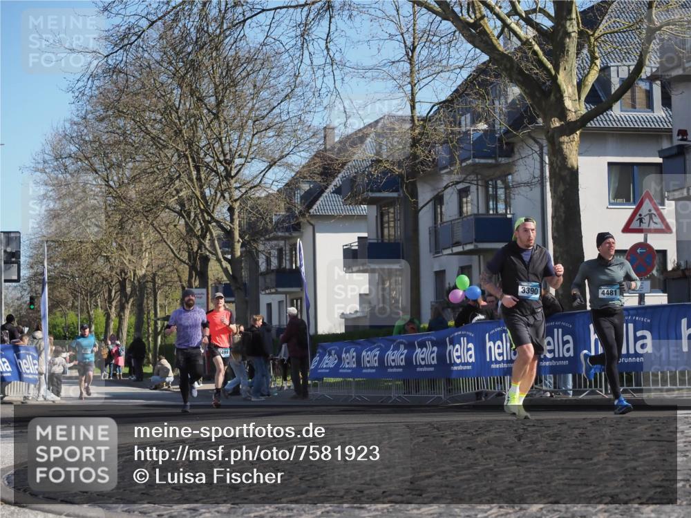 06.04.2025 - 44. Internationalen Wilhelmsburger Insellauf Luisa Fischer http://msf.ph/oto/7581923 06.04.2025 10:40:57 Ziel 4111, 3390, 4481, 499 meine-sportfotos.de