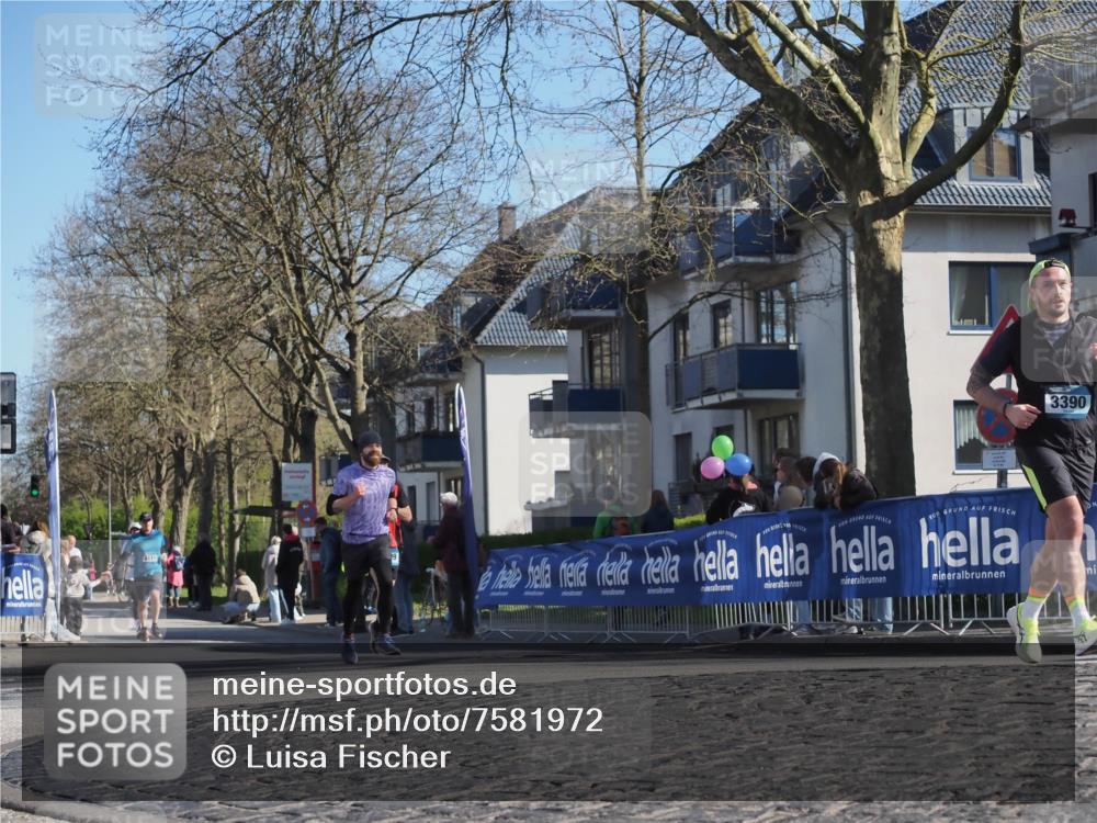 06.04.2025 - 44. Internationalen Wilhelmsburger Insellauf Luisa Fischer http://msf.ph/oto/7581972 06.04.2025 10:40:58 Ziel 4111, 3390 meine-sportfotos.de