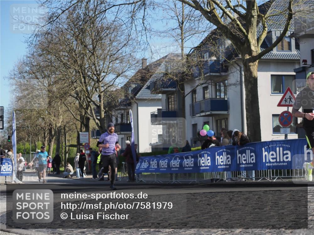 06.04.2025 - 44. Internationalen Wilhelmsburger Insellauf Luisa Fischer http://msf.ph/oto/7581979 06.04.2025 10:40:58 Ziel  meine-sportfotos.de