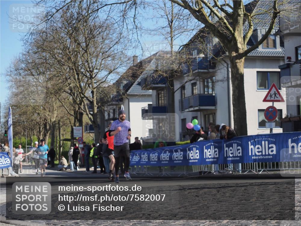 06.04.2025 - 44. Internationalen Wilhelmsburger Insellauf Luisa Fischer http://msf.ph/oto/7582007 06.04.2025 10:40:58 Ziel  meine-sportfotos.de