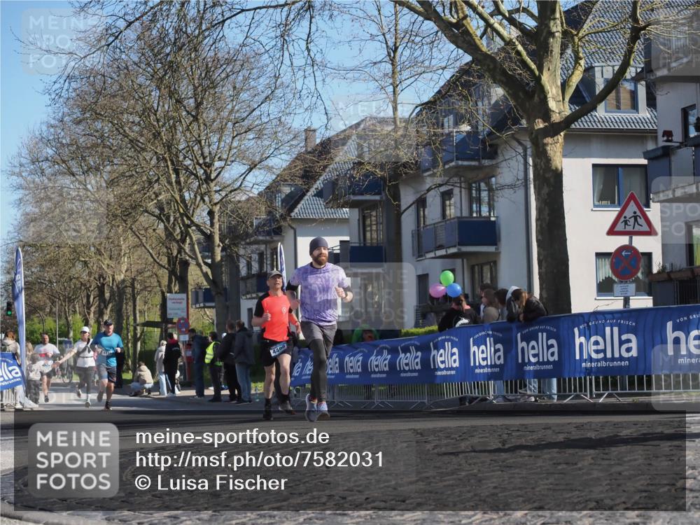 06.04.2025 - 44. Internationalen Wilhelmsburger Insellauf Luisa Fischer http://msf.ph/oto/7582031 06.04.2025 10:40:59 Ziel 4499 meine-sportfotos.de