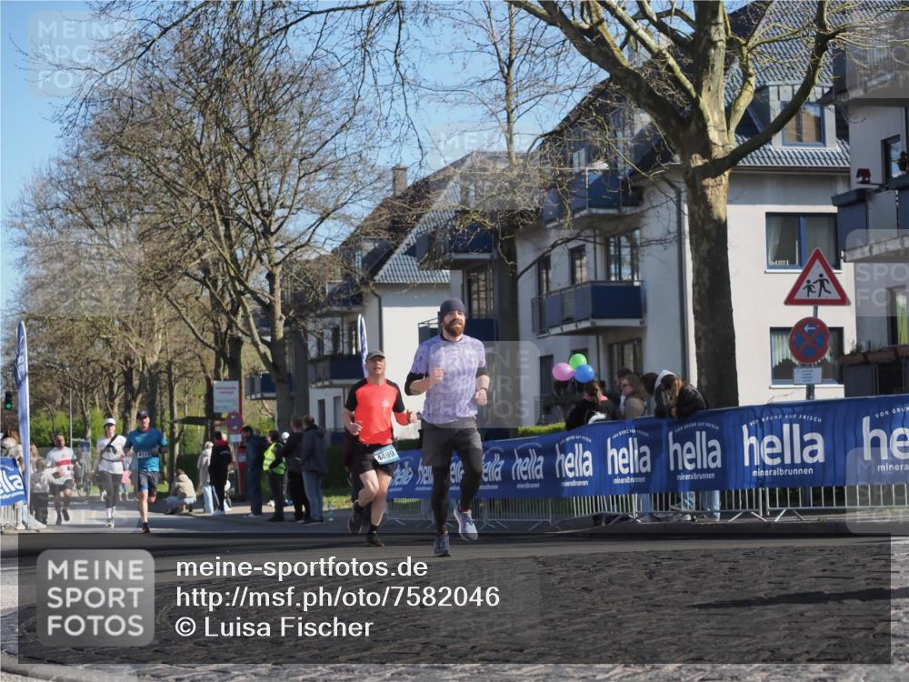 06.04.2025 - 44. Internationalen Wilhelmsburger Insellauf Luisa Fischer http://msf.ph/oto/7582046 06.04.2025 10:40:59 Ziel 4111, 4499 meine-sportfotos.de