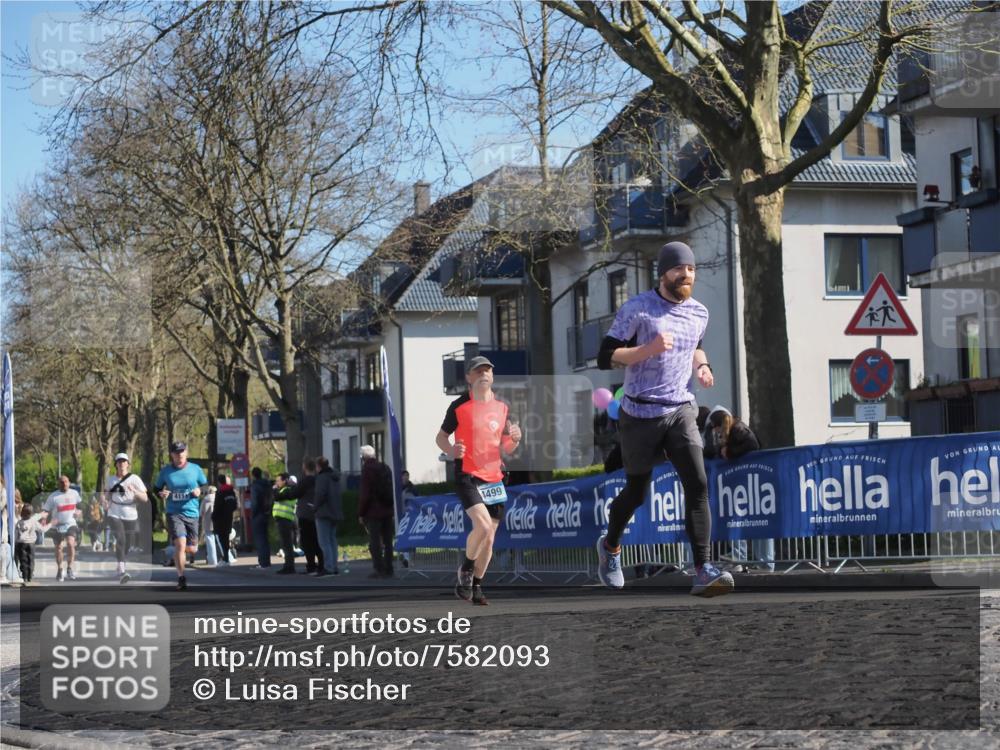 06.04.2025 - 44. Internationalen Wilhelmsburger Insellauf Luisa Fischer http://msf.ph/oto/7582093 06.04.2025 10:41:00 Ziel 7, 4499 meine-sportfotos.de