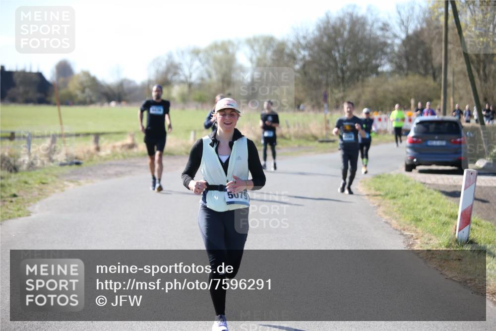06.04.2025 - 44. Internationalen Wilhelmsburger Insellauf Jannik Wohlers http://msf.ph/oto/7596291 06.04.2025 10:34:54 Laufen 5079 meine-sportfotos.de