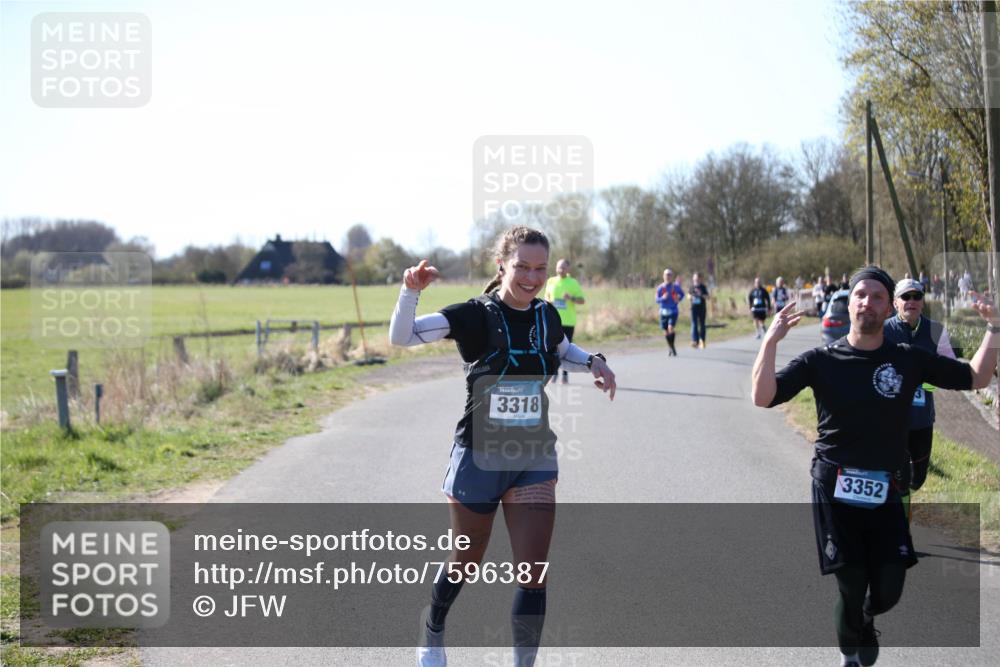 06.04.2025 - 44. Internationalen Wilhelmsburger Insellauf Jannik Wohlers http://msf.ph/oto/7596387 06.04.2025 10:35:04 Laufen 3318, 3352 meine-sportfotos.de