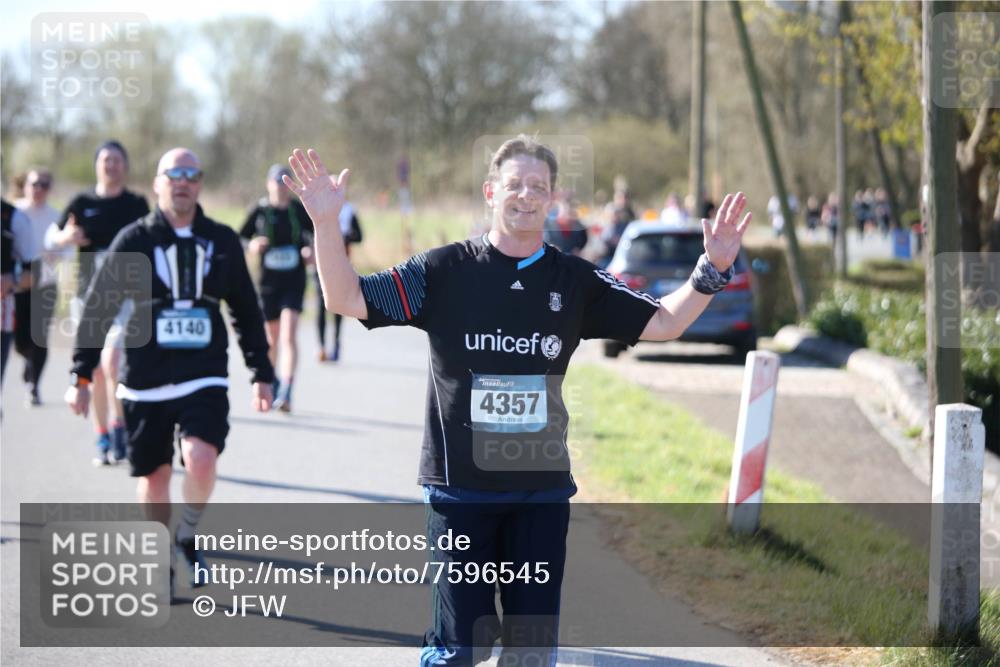 06.04.2025 - 44. Internationalen Wilhelmsburger Insellauf Jannik Wohlers http://msf.ph/oto/7596545 06.04.2025 10:35:18 Laufen 4140, 4357 meine-sportfotos.de