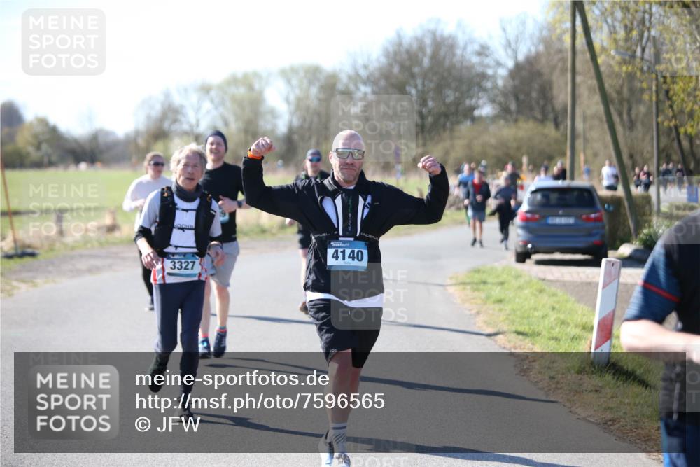 06.04.2025 - 44. Internationalen Wilhelmsburger Insellauf Jannik Wohlers http://msf.ph/oto/7596565 06.04.2025 10:35:19 Laufen 4140, 3327 meine-sportfotos.de